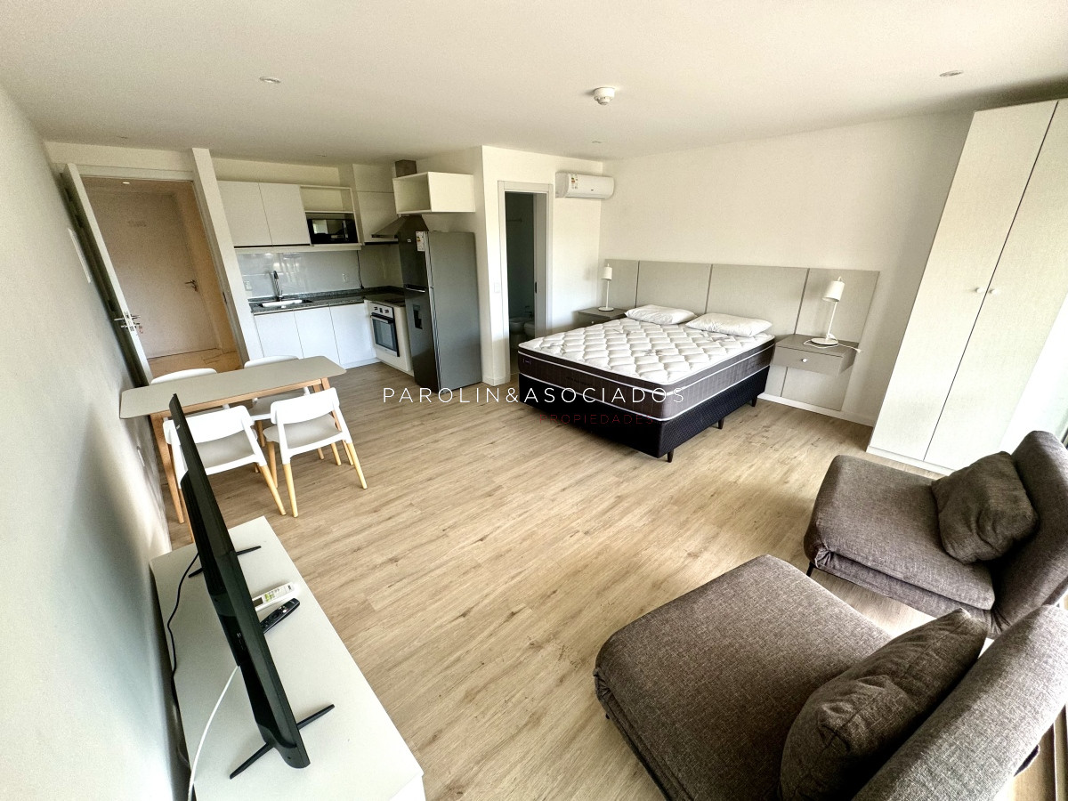 Monoambiente a 50 metros de la Playa - GoPunta - Portal Inmobiliario de Punta del Este - Maldonado
