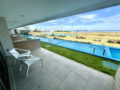Monoambiente con piscina propia a pasos de la playa