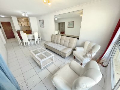 Apartamento de 1 dormitorio y medio en excelente ubicación 