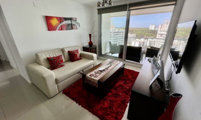 Hermoso apartamento en venta en Wind Tower Brava - Punta del Este.