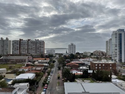 Apartamento ID.2944 - Apartamento de 3 dormitorios con amenities y vista a la isla y los dedos garage en subsuelo lavadero mucama piscina