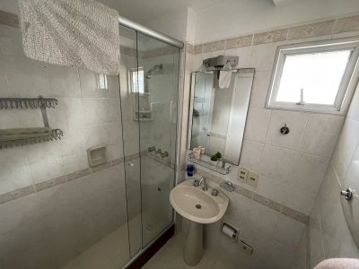 Apartamento ID.2944 - Apartamento de 3 dormitorios con amenities y vista a la isla y los dedos garage en subsuelo lavadero mucama piscina