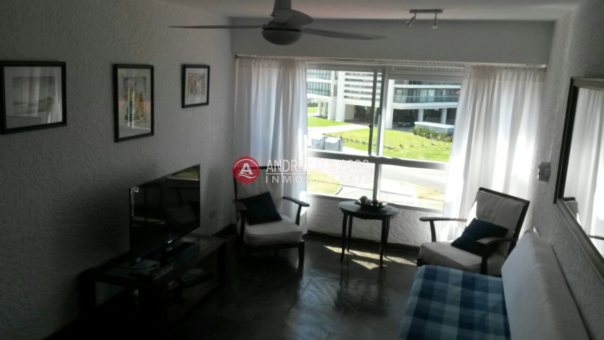 Apartamento ID.6507 - Muy comodo departamento , con todos los servicios, cerca del centro, parada 2 brava