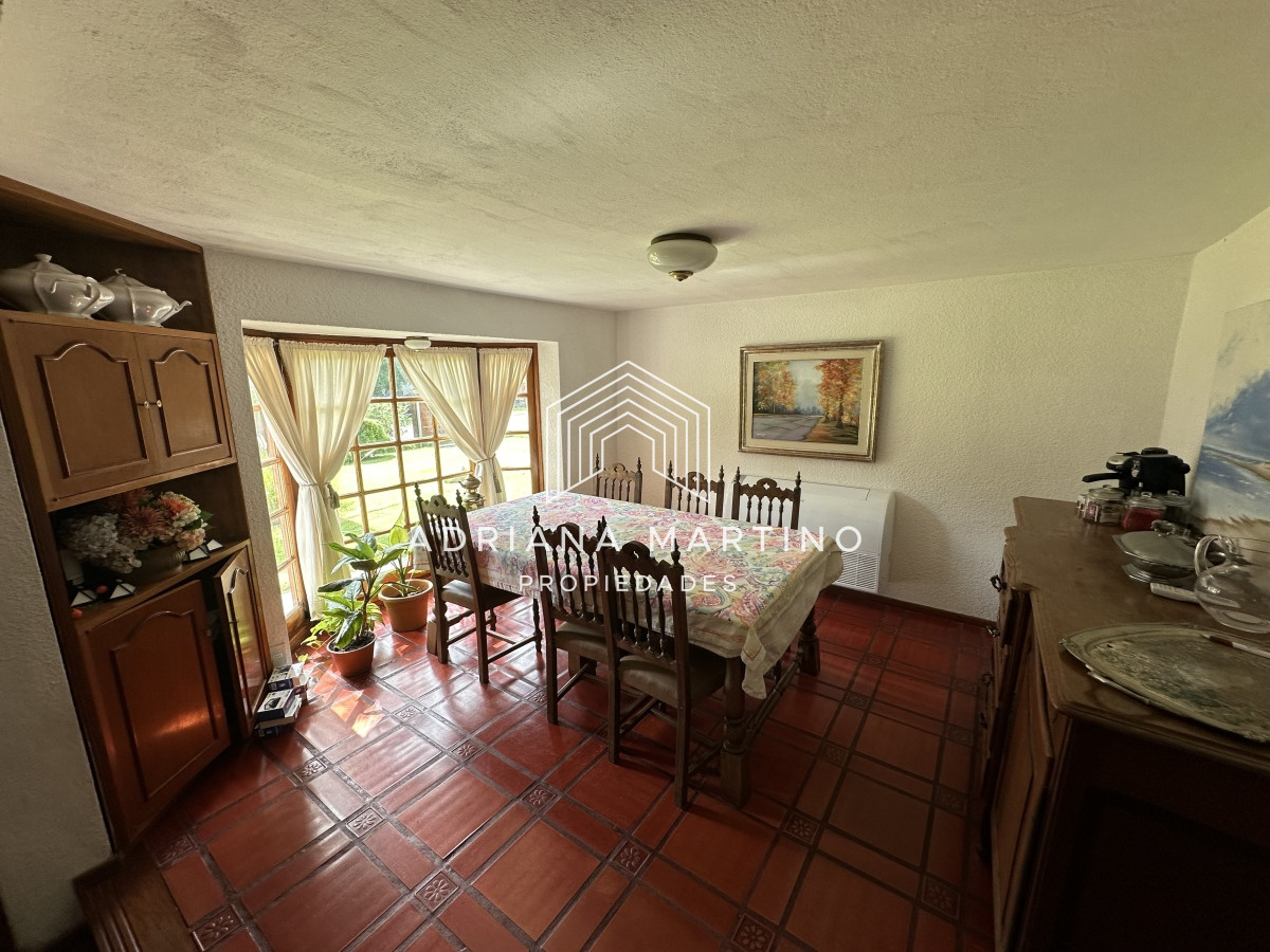 Casa ID.70736 - Muy buen chalet en venta en Pinares 