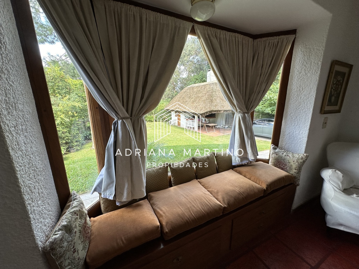 Casa ID.70736 - Muy buen chalet en venta en Pinares 