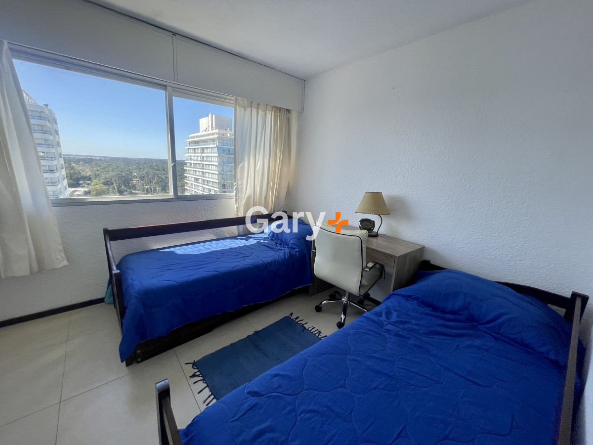Apartamento ID.29295 - Apartamento de 3 dormitorios 2 baños en excelente ubicación - vende en exclusividad