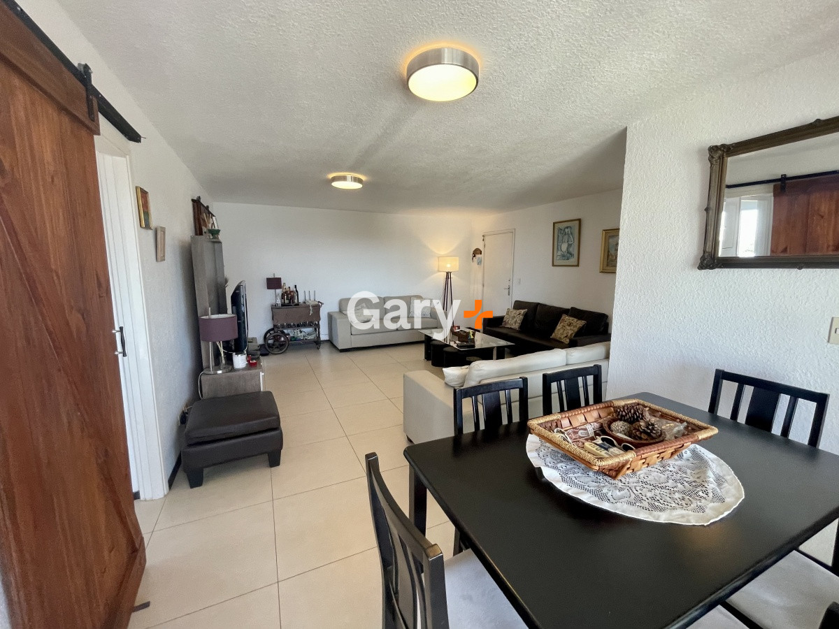 Apartamento ID.29295 - Apartamento de 3 dormitorios 2 baños en excelente ubicación - vende en exclusividad
