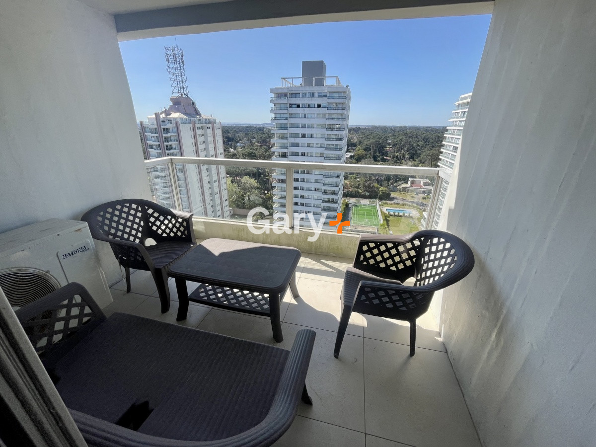 Apartamento ID.29295 - Apartamento de 3 dormitorios 2 baños en excelente ubicación - vende en exclusividad