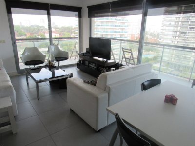 Vende excelente ubicación 2 cuadras playa Mansa Punta del este 
