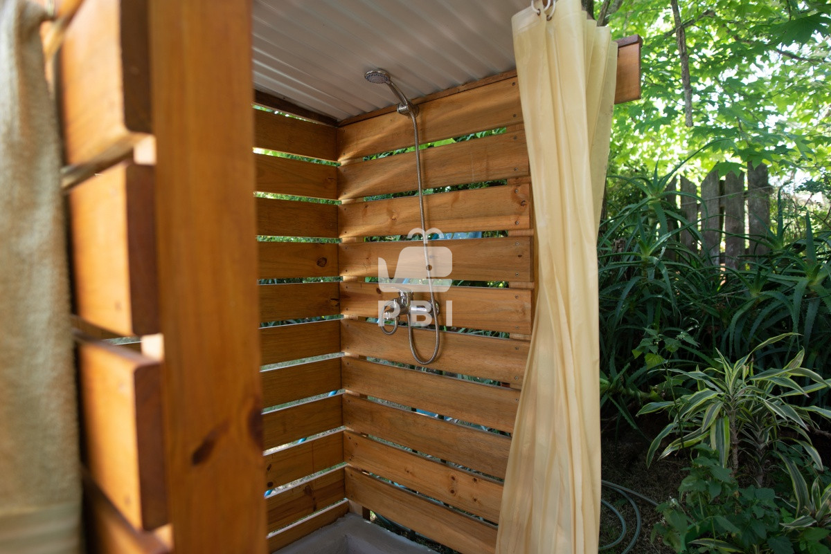 TXV5IGFtcGxpYSBjYXNhIGNvbiBwaXNjaW5hLCBwYXJyaWxsZXJvIHkgYXBhcnRhbWVudG8gYW5leG8uIC0gUmVmIDogUEJJMTU2Mjk=