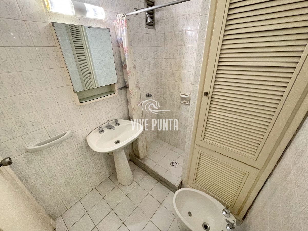 Apartamento ID.475 - Excelente ubicacion , corazon de la Peninsula, vista al mar.