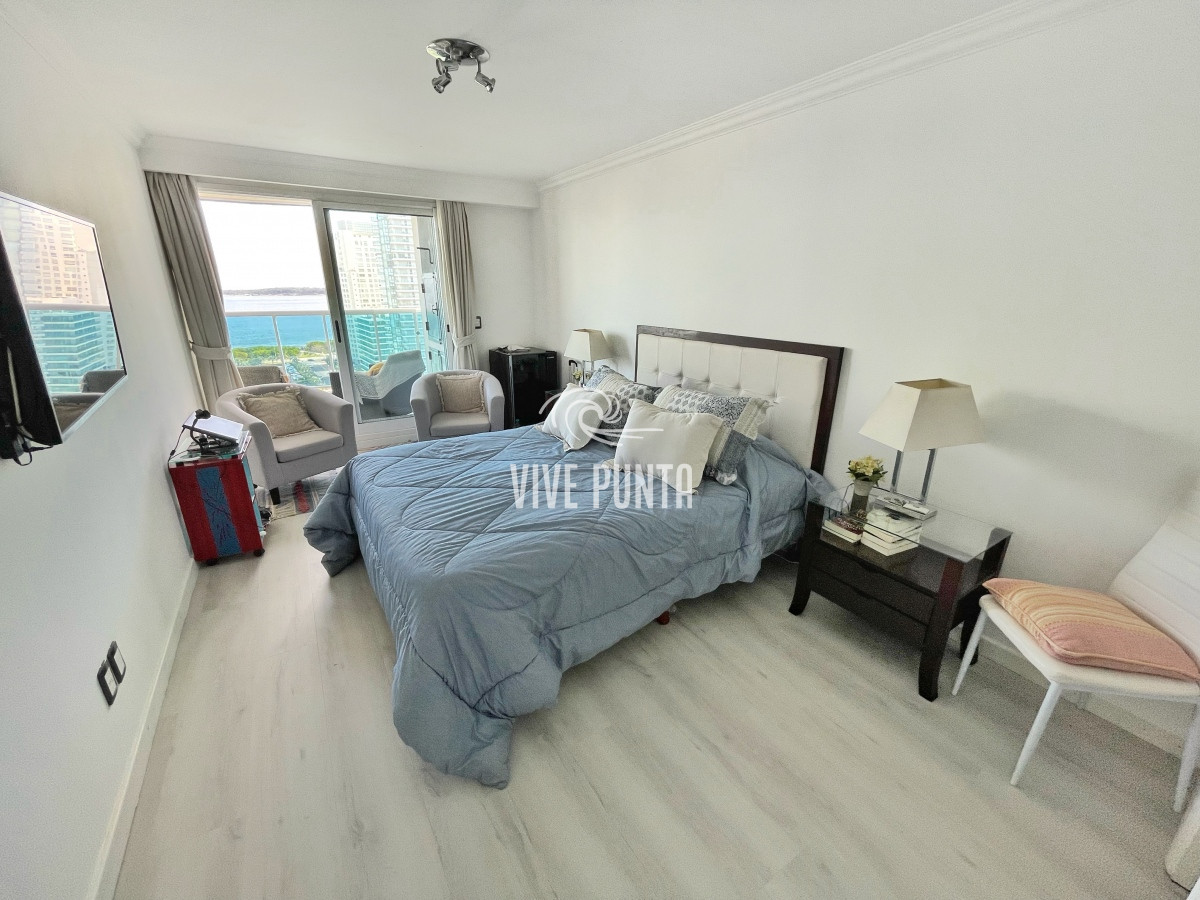 Apartamento ID.481 - Hermoso apartamento con vista al mar en Playa Mansa