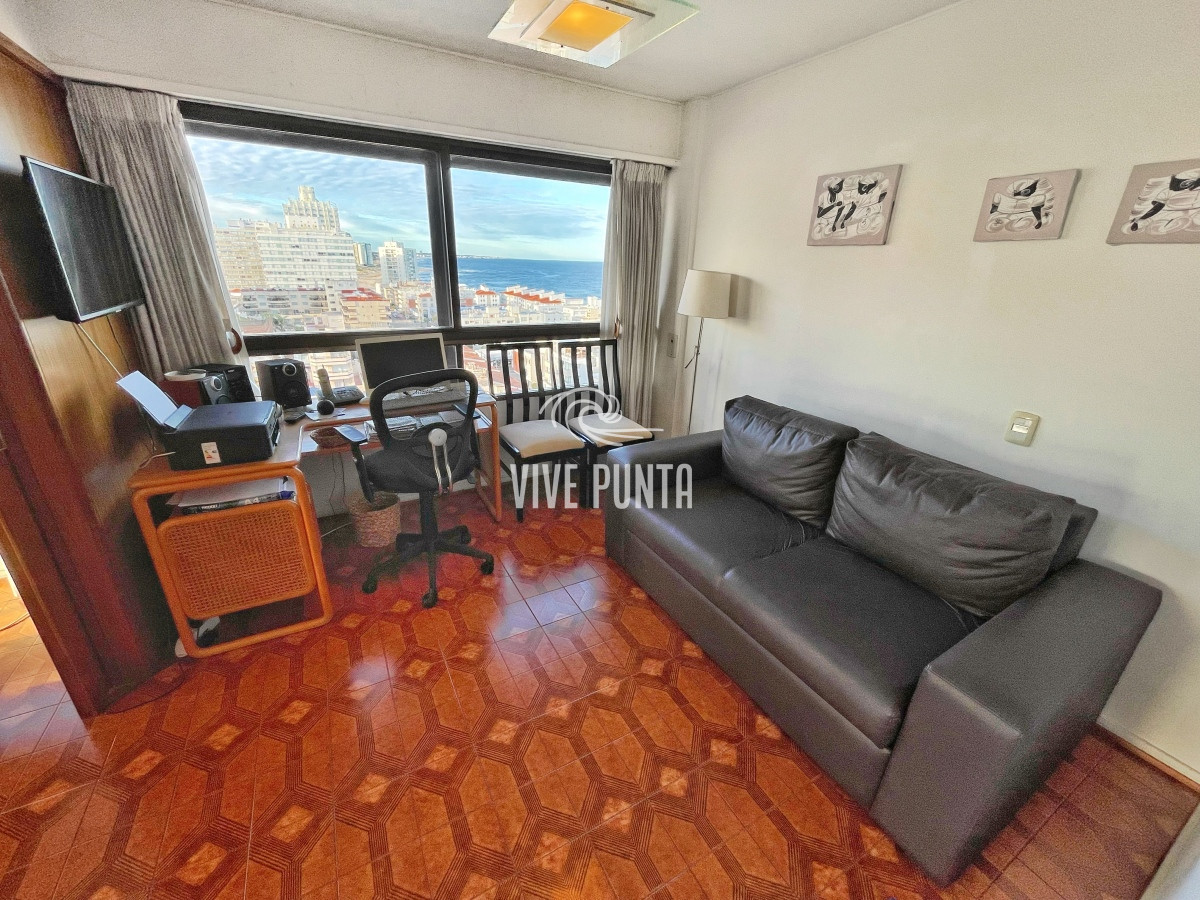 Apartamento ID.474 - Apartamento en venta en Penisnula de 3 dormitorios y dependencia