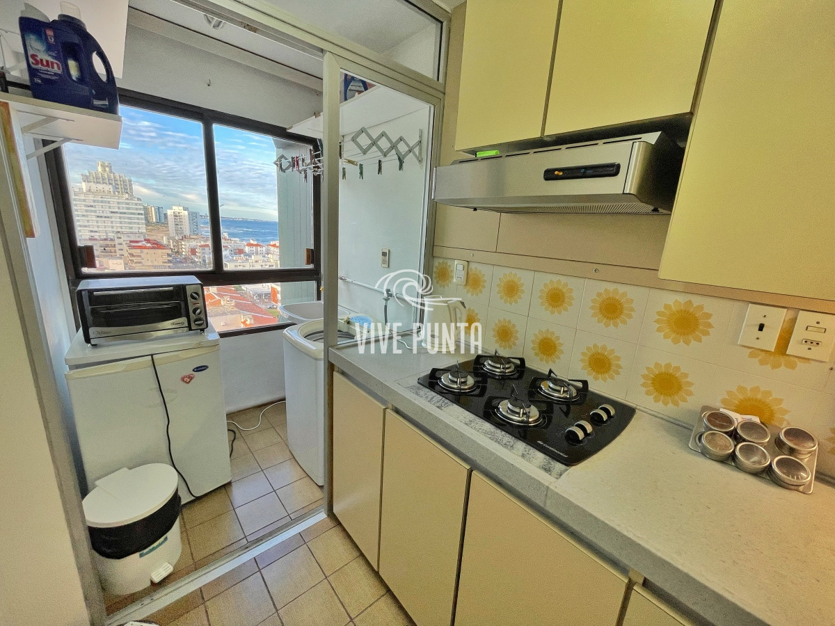 Apartamento ID.474 - Apartamento en venta en Penisnula de 3 dormitorios y dependencia