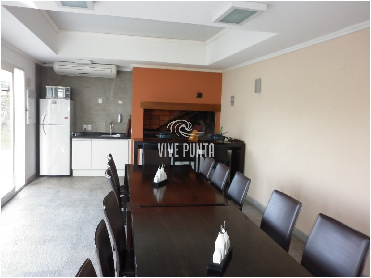 Apartamento ID.481 - Hermoso apartamento con vista al mar en Playa Mansa