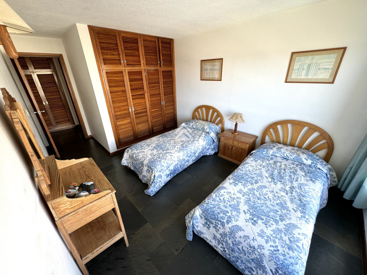 Apartamento ID.969 - Venta apartamento 3 dormitorios Playa Mansa 