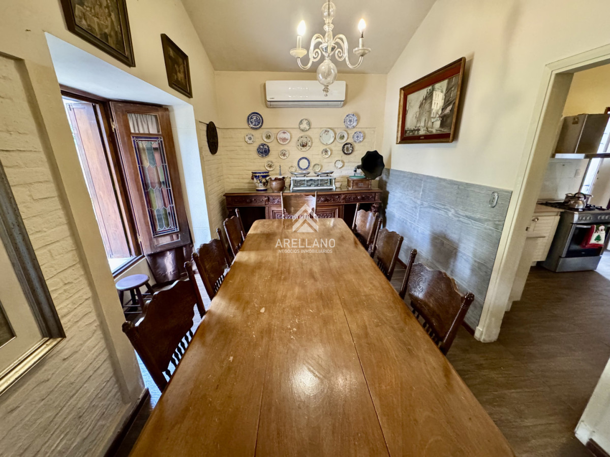 Casa ID.5934 - Venta Casa 4 dormitorios en Playa Mansa