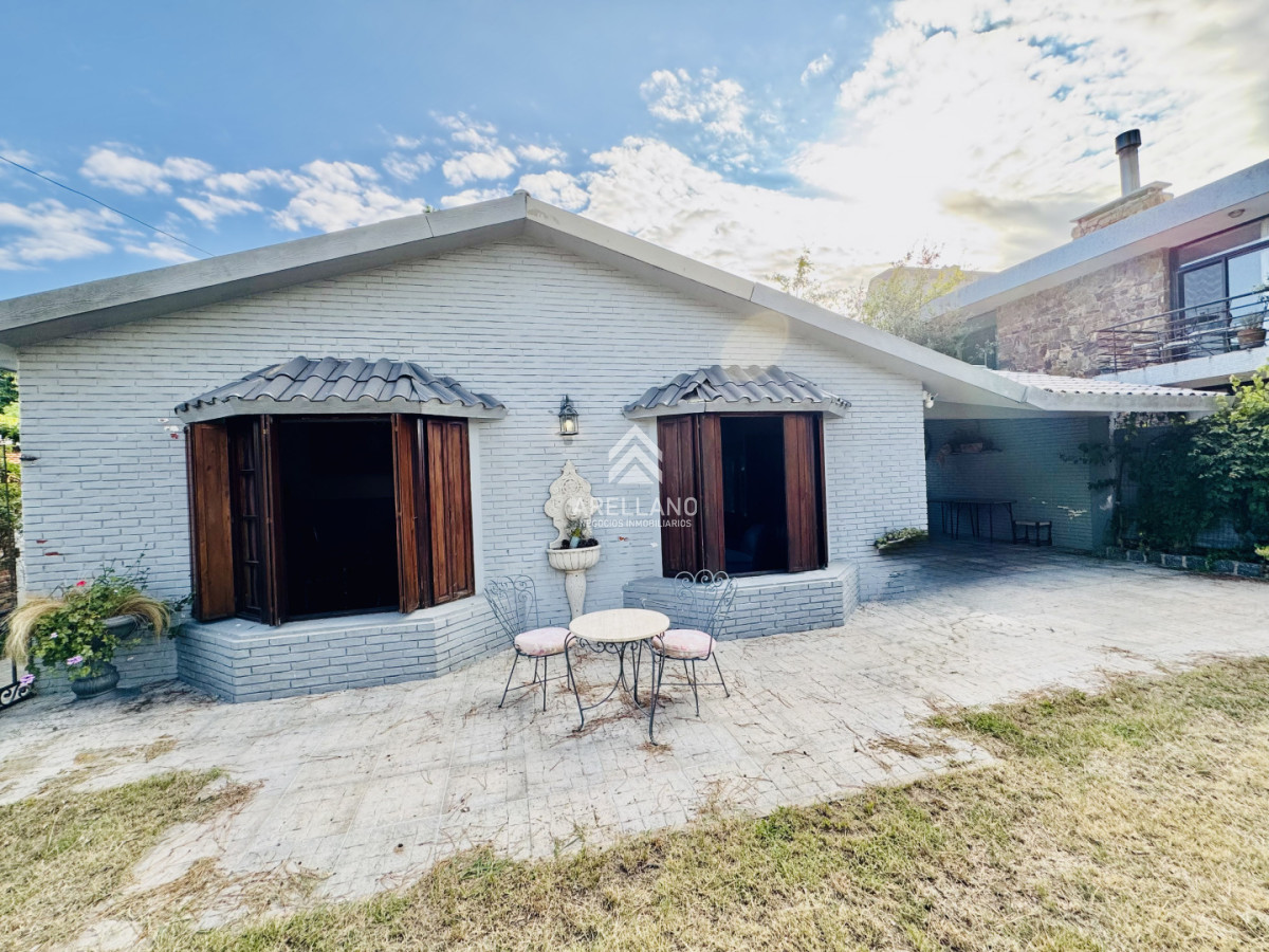 Casa ID.5934 - Venta Casa 4 dormitorios en Playa Mansa