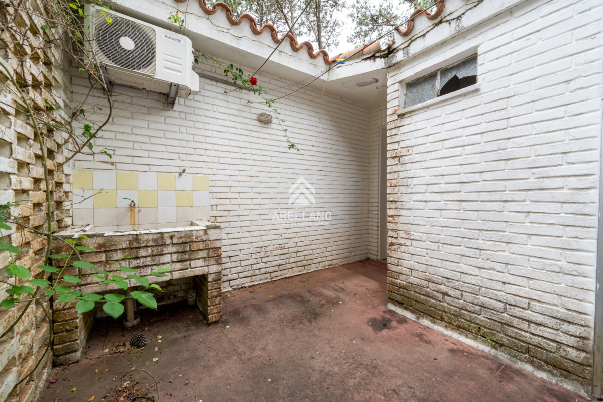 Casa ID.5564 - Chalet tradicional en excelente ubicación, ideal para vivir todo el año