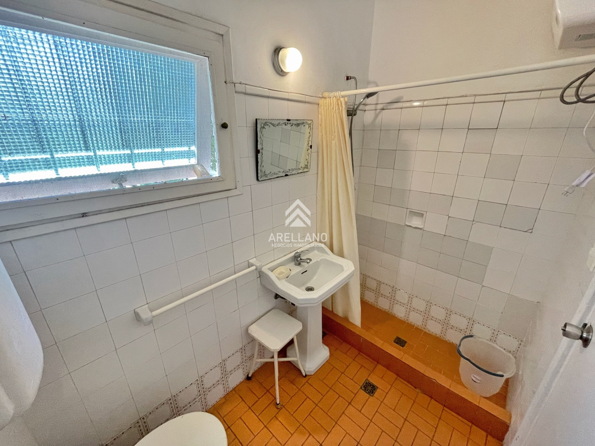 Casa ID.5285 - Alquiler temporada casa 3 dormitorios y dependencia de servicio 