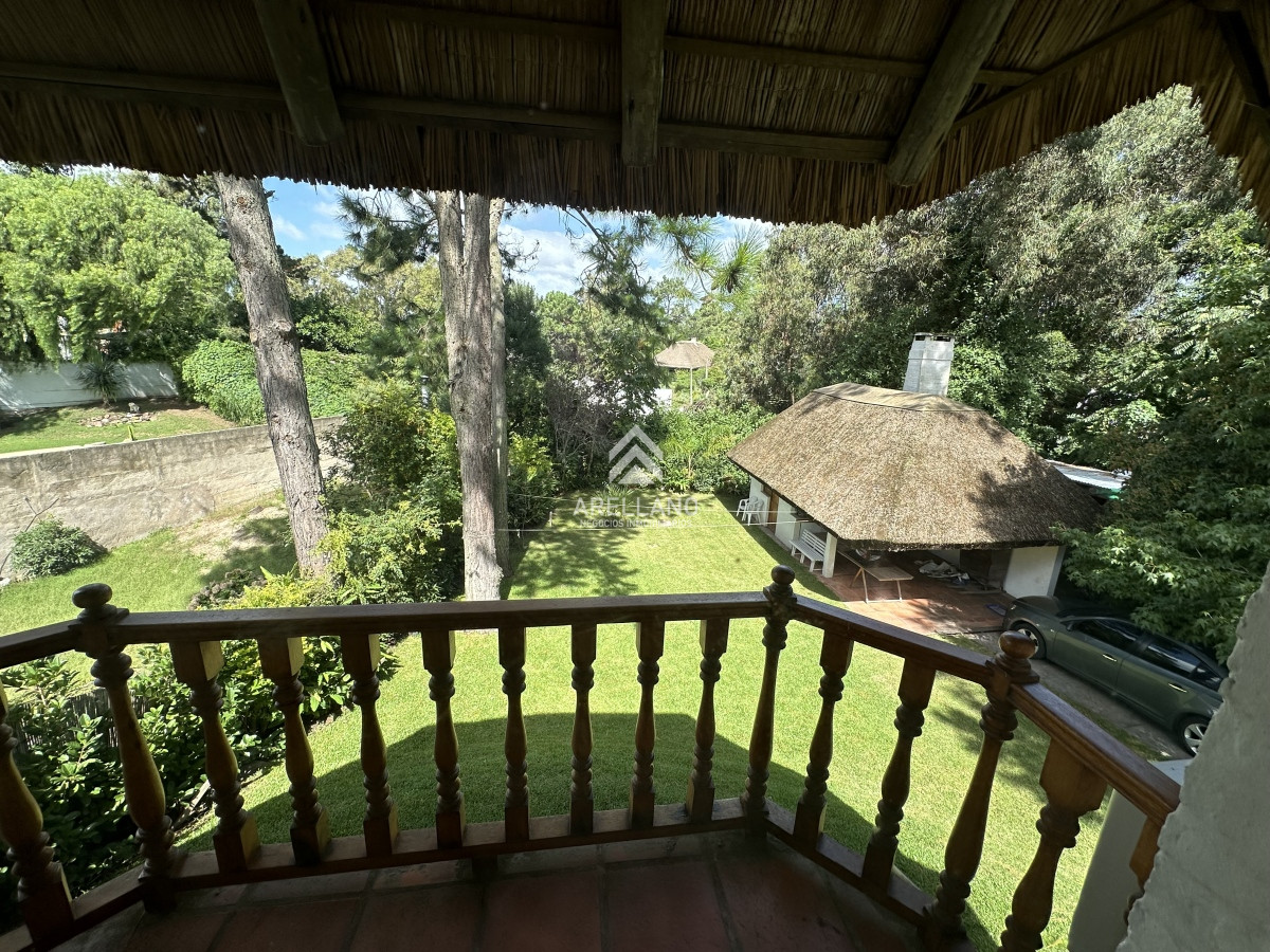 Casa ID.3304 - Muy buen chalet en venta en Pinares 