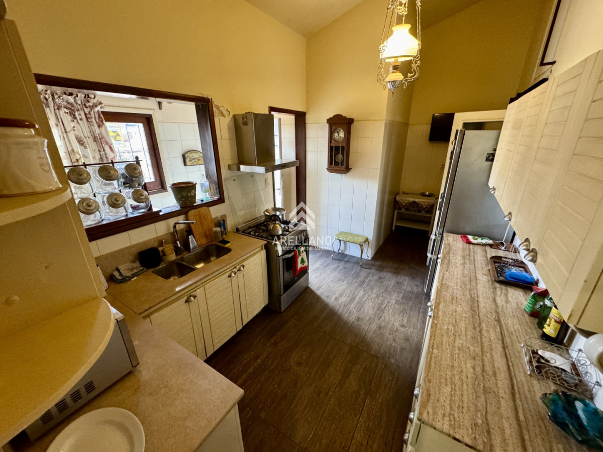 Casa ID.5934 - Venta Casa 4 dormitorios en Playa Mansa