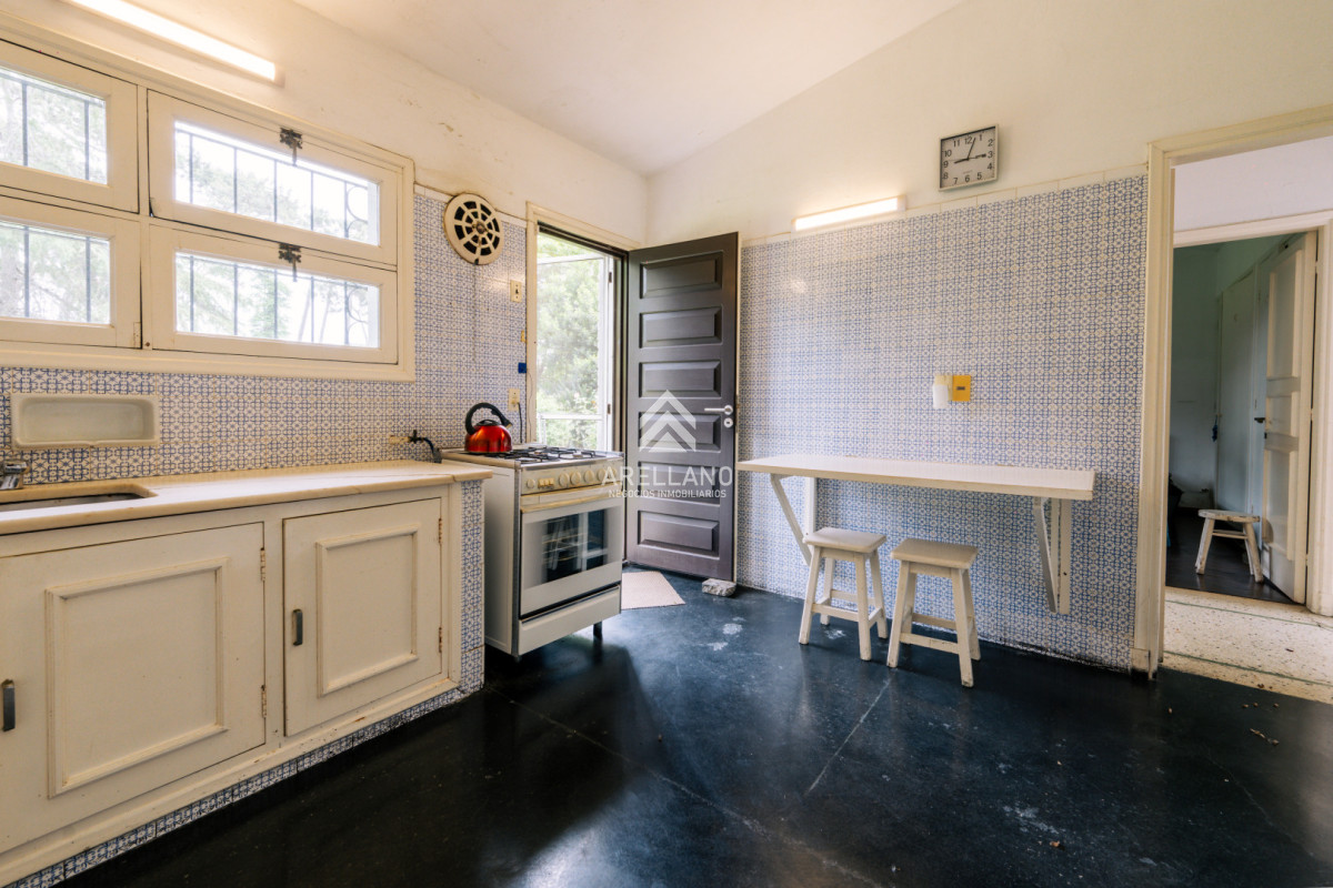 Casa ID.5564 - Chalet tradicional en excelente ubicación, ideal para vivir todo el año