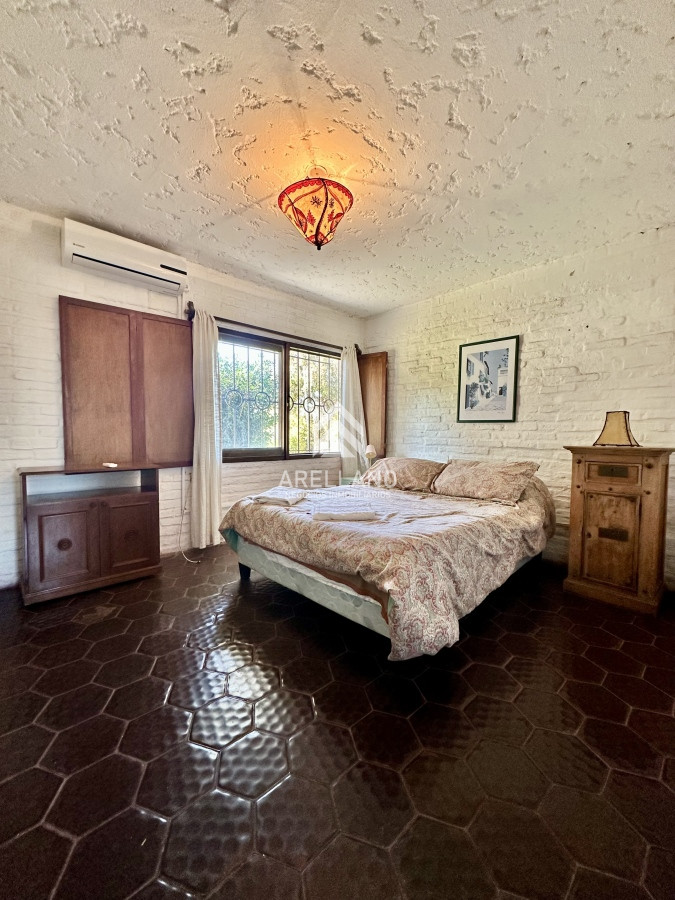 Casa ID.4048 - Casa con pileta a 1 cuadra de la Playa 