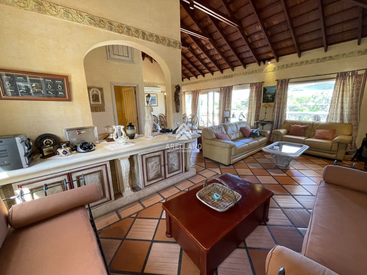 Casa ID.1630 - Casa de 3 dormitorios con vista al mar