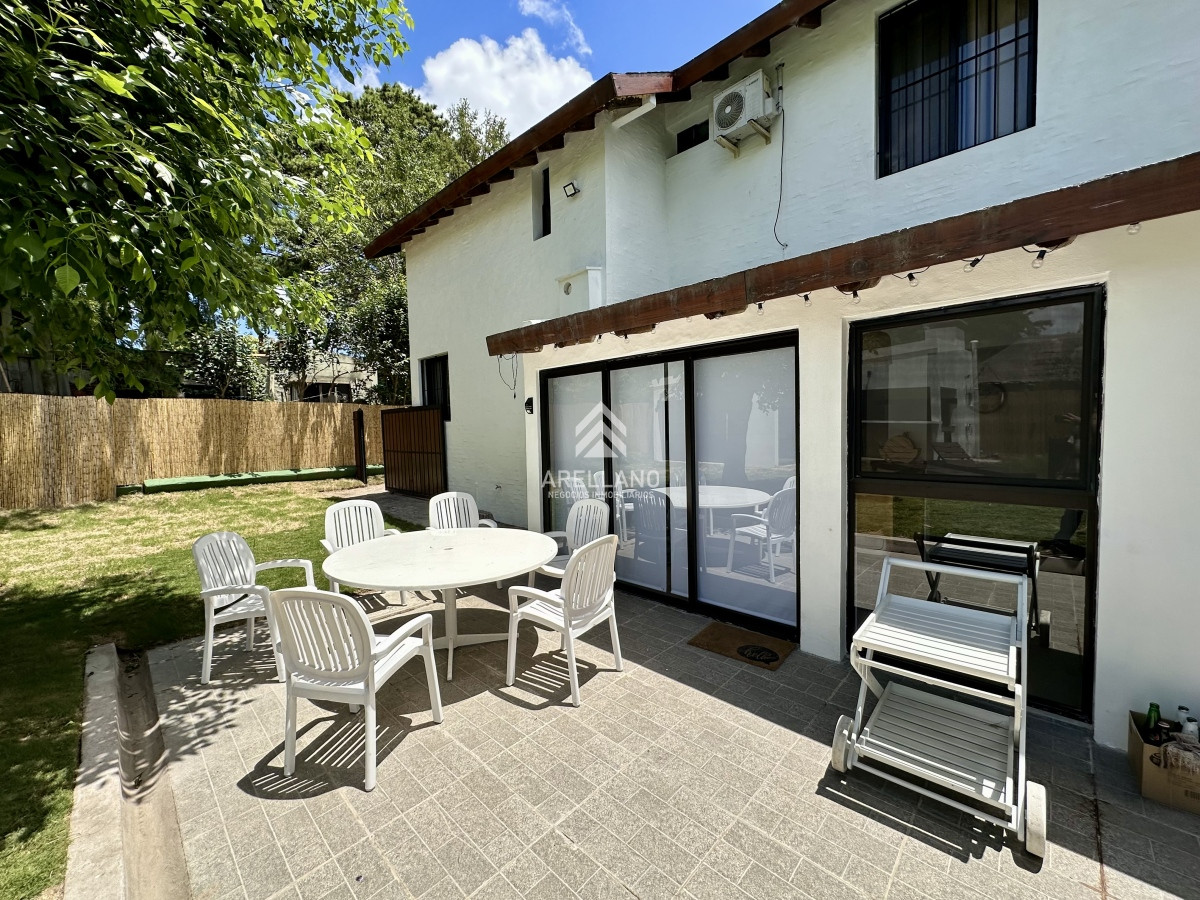 Casa ID.5286 - Venta y Alquiler de temporada casa 3 dormitorios 