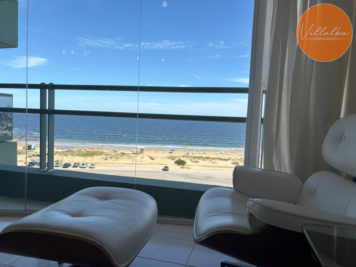 Apartamento ID.3367 - Primera linea 3 dormitorios y dependencia