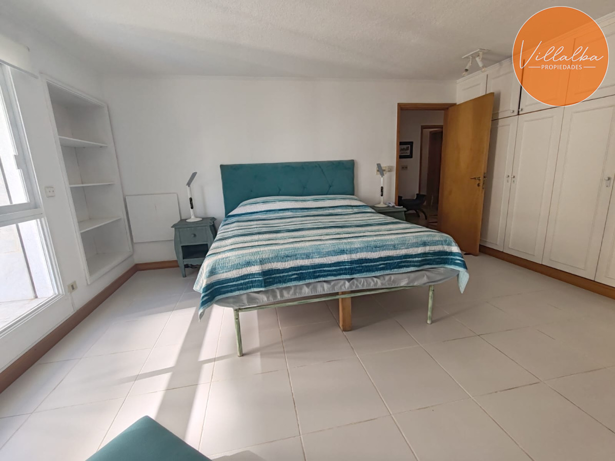Apartamento ID.3367 - Primera linea 3 dormitorios y dependencia