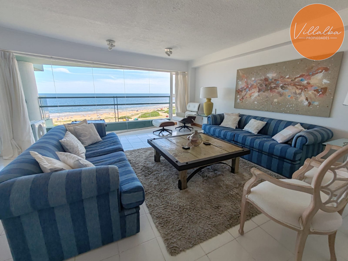 Apartamento ID.3367 - Primera linea 3 dormitorios y dependencia