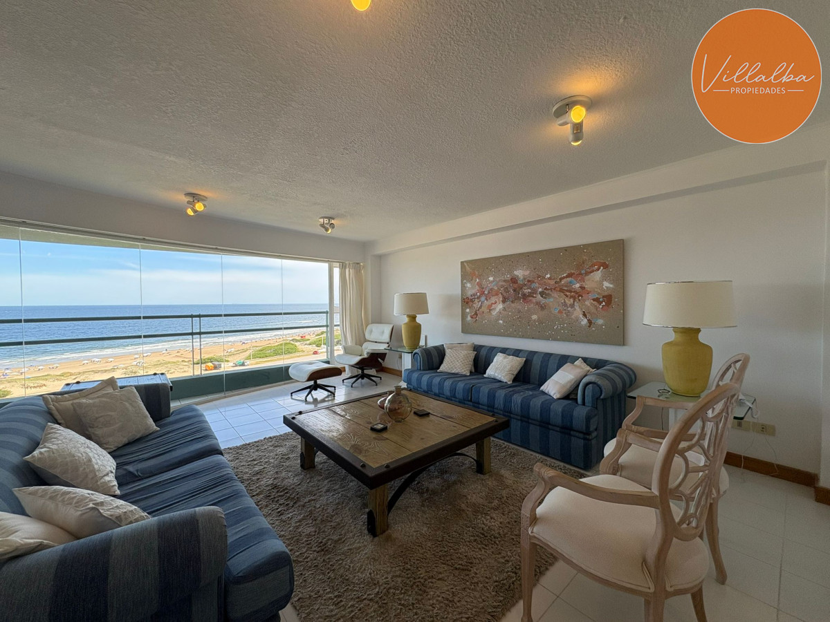 Apartamento ID.3367 - Primera linea 3 dormitorios y dependencia