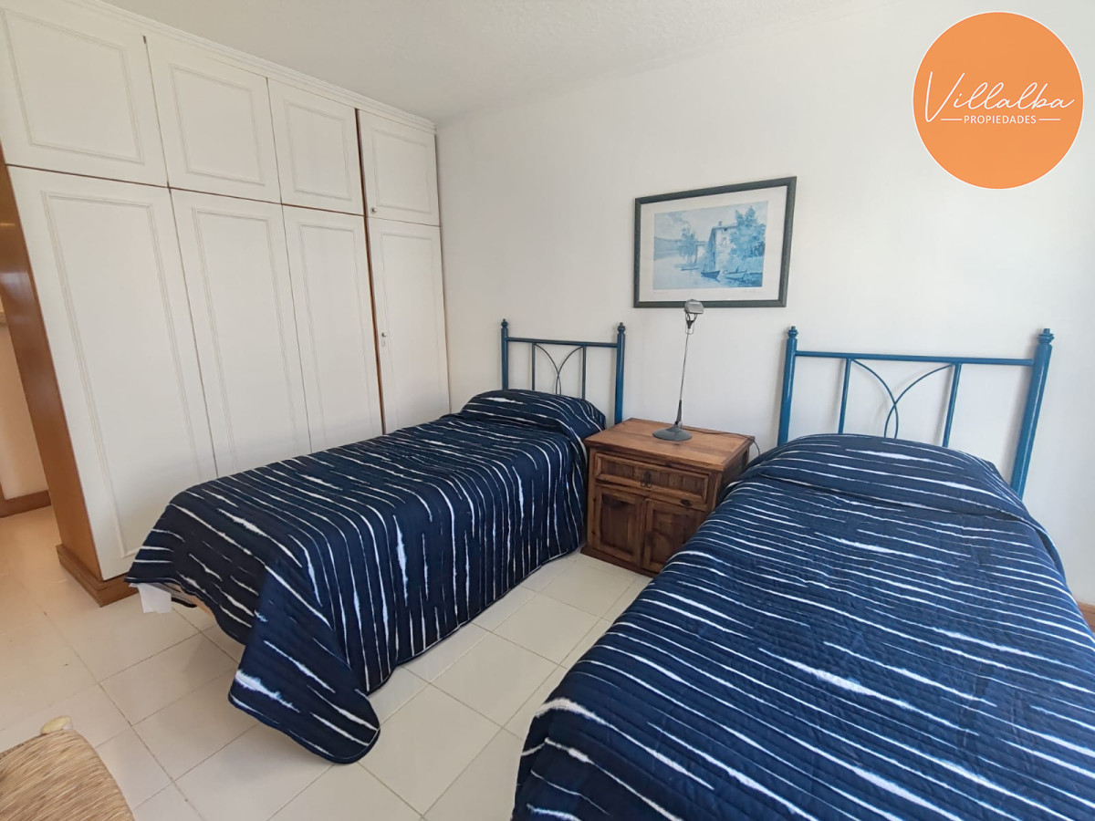 Apartamento ID.3367 - Primera linea 3 dormitorios y dependencia
