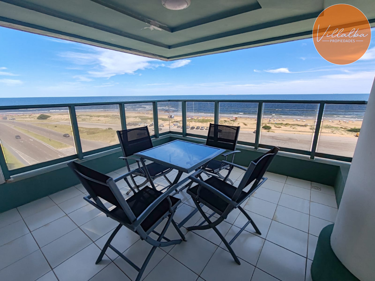 Apartamento ID.3367 - Primera linea 3 dormitorios y dependencia