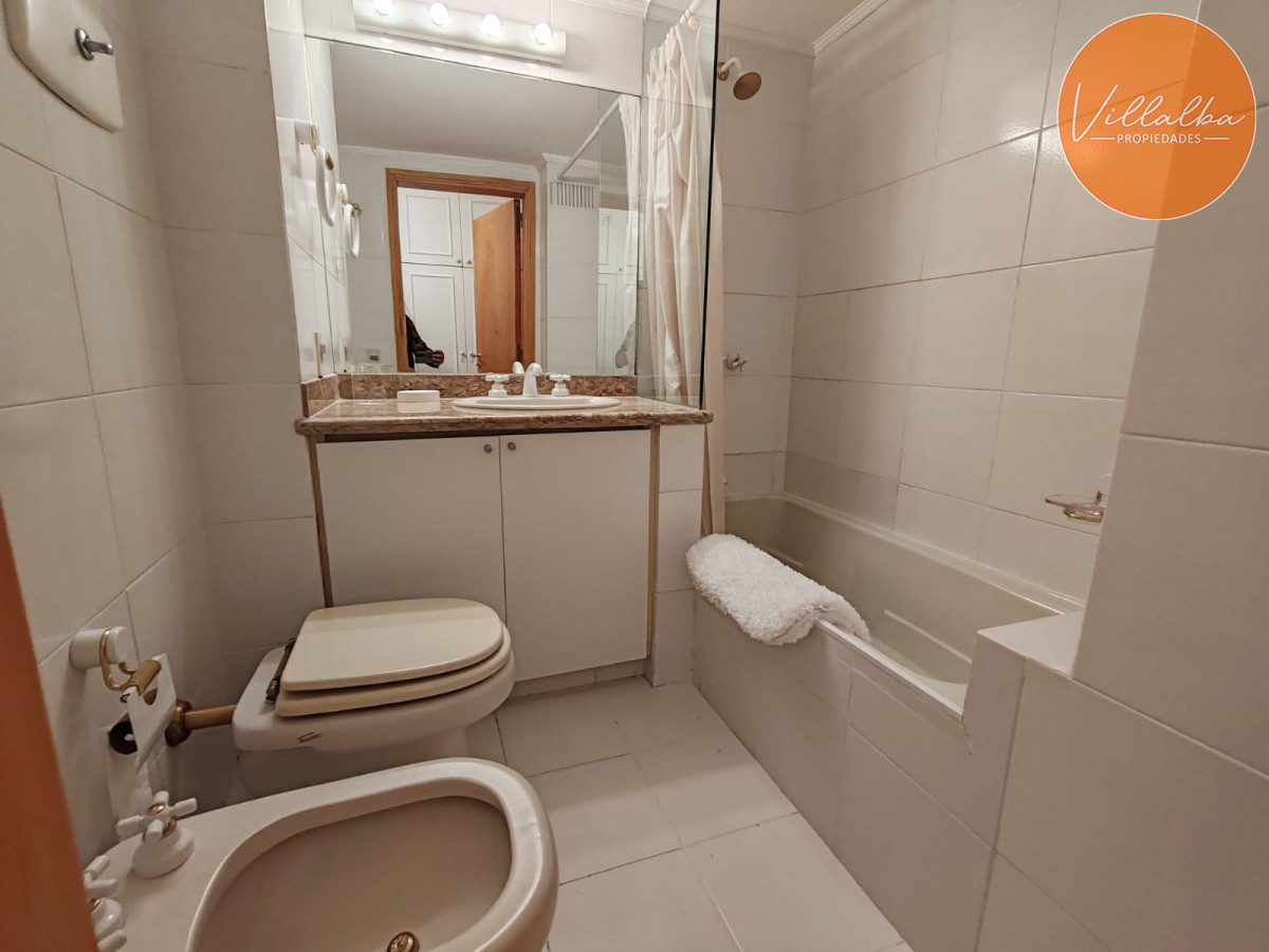 Apartamento ID.3367 - Primera linea 3 dormitorios y dependencia