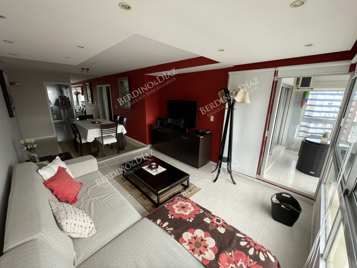 Apartamento ID.2752 - Apartamento de 3 dormitorios con amenities y vista a la isla y los dedos garage en subsuelo lavadero mucama piscina