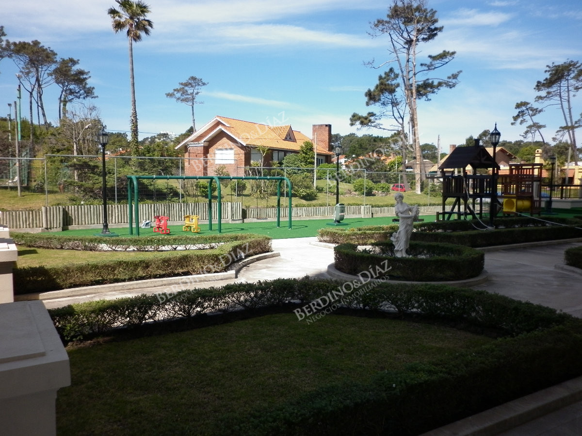 Apartamento ID.1357 - Apartamento esquinero en LE JARDIN en la Playa Mansa