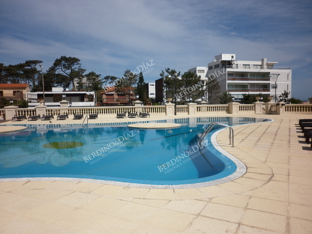 Apartamento ID.1357 - Apartamento esquinero en LE JARDIN en la Playa Mansa
