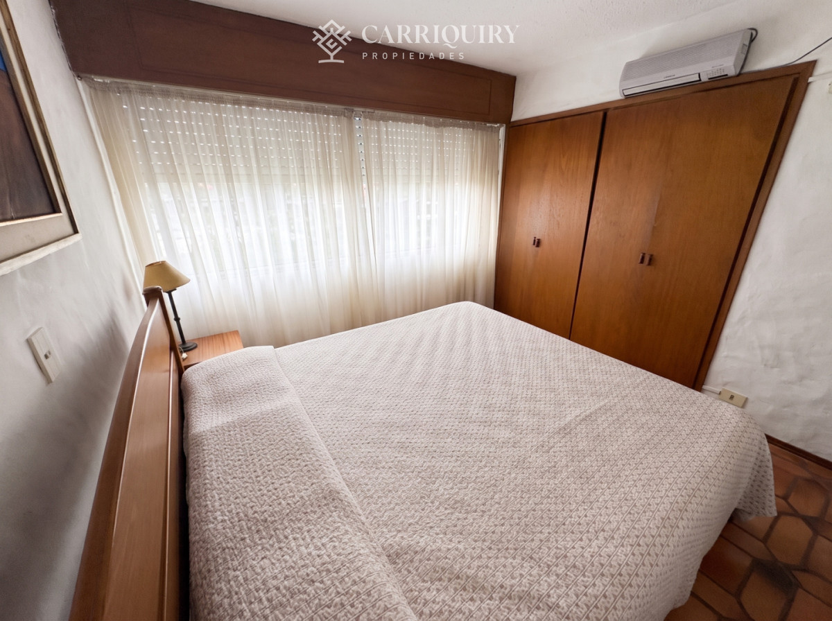 Apartamento ID.10336/INCREIBLE-OPORTUNIDAD-APARTAMENTO-EN-VENTA-2-DORMITORIOS-EN-EL-CORAZON-DE-LA-PENINSULA-CON-TODOS-LOS-SERVICIOS - Apartamento 2 dormitorios 2 baños a metros de playa mansa