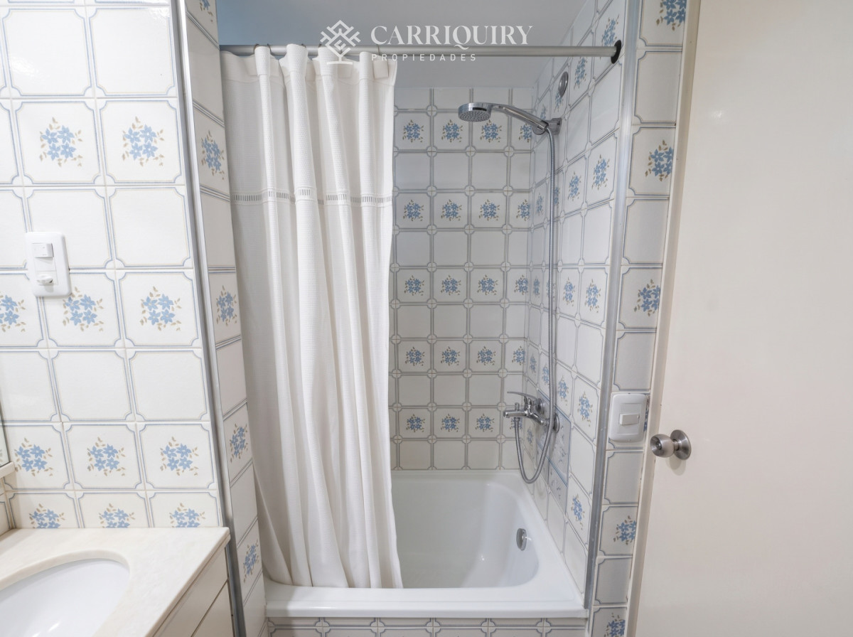 Apartamento ID.10361 - Apartamento 2 dormitorios en Punta del Este frente a la Brava