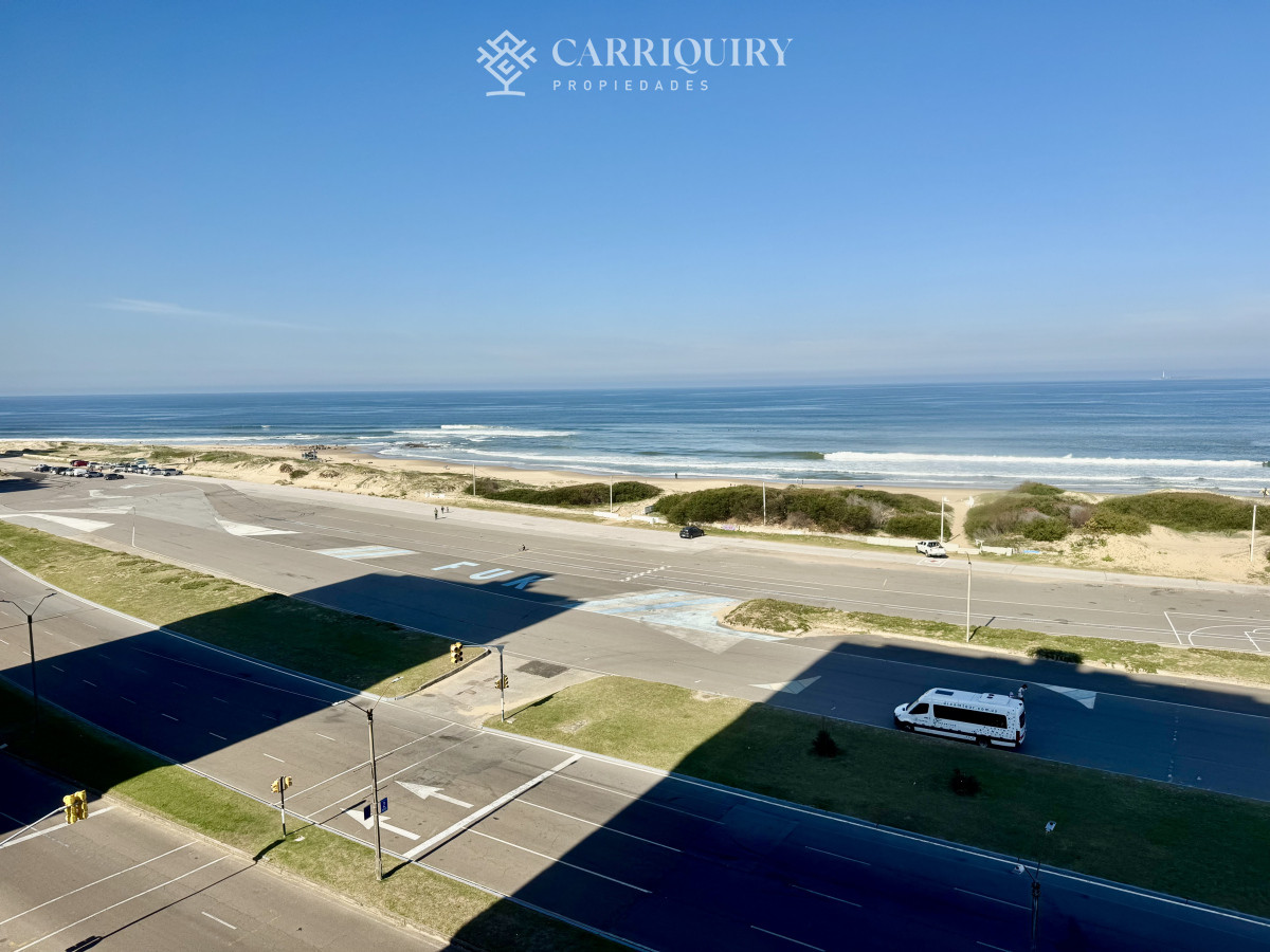 Apartamento ID.8362 - Primera linea al mar