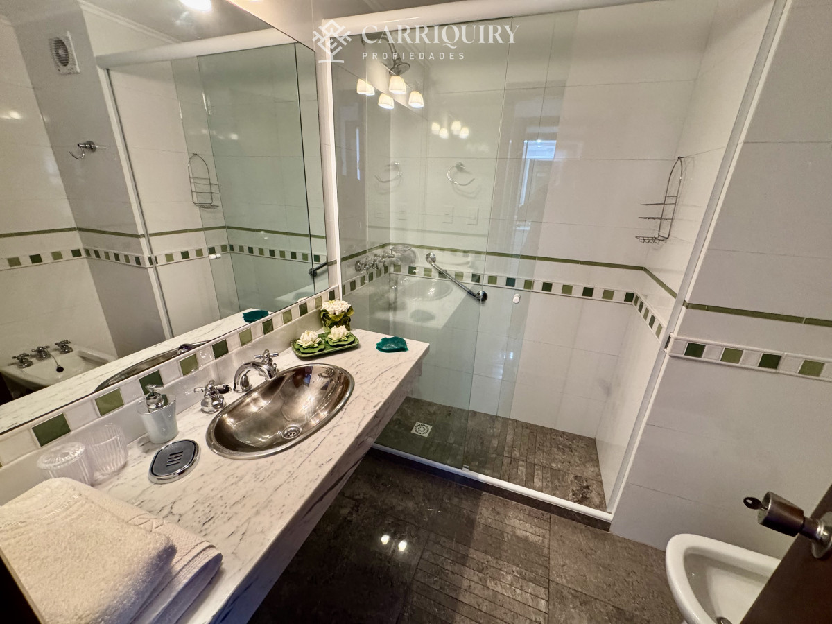 Apartamento ID.8362 - Primera linea al mar