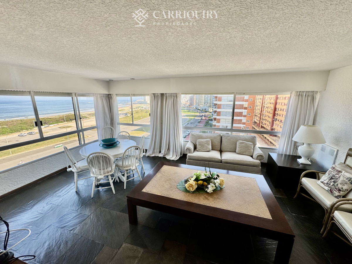 Apartamento ID.8362 - Primera linea al mar