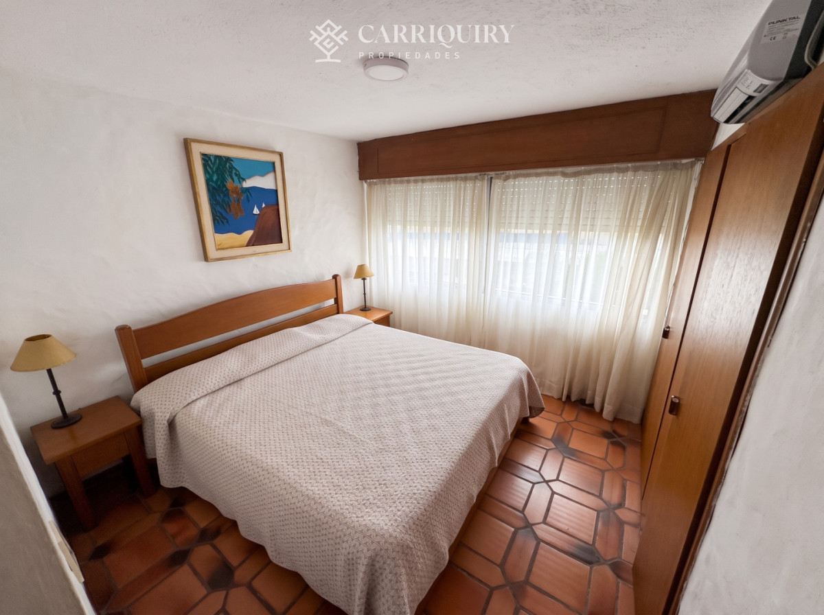Apartamento ID.10336/INCREIBLE-OPORTUNIDAD-APARTAMENTO-EN-VENTA-2-DORMITORIOS-EN-EL-CORAZON-DE-LA-PENINSULA-CON-TODOS-LOS-SERVICIOS - Apartamento 2 dormitorios 2 baños a metros de playa mansa