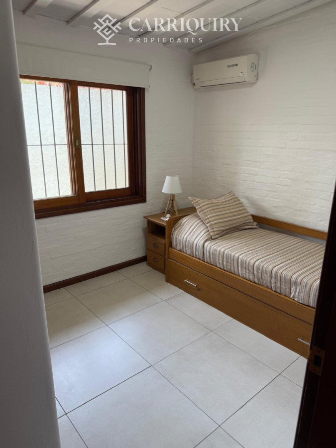 Casa ID.10504 - Hermosa casa en alquiler con piscina, Pinares