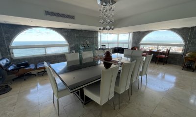 Espectacular planta totalmente reciclada con hermosas vistas al mar