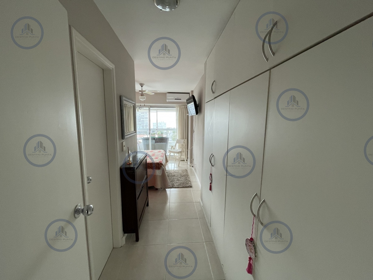 Apartamento ID.1910 - Apartamento de 3 Dormitorios con Vista y Amenities en Venta, Punta del Este