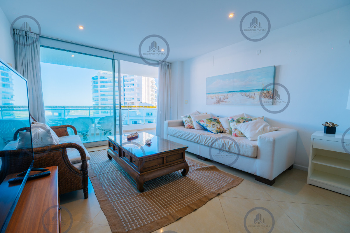 Apartamento ID.1375 - Oportunidad en Venta! Apartamento de 3 dormitorios + dependencia a 100 metros Del Mar